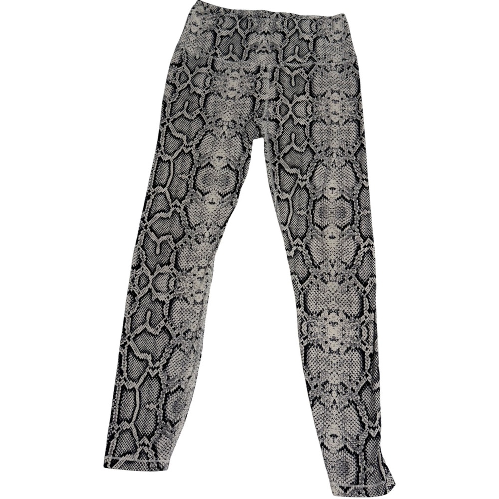 Varley Century Snake Print leggings. Great condition! Size Medium.